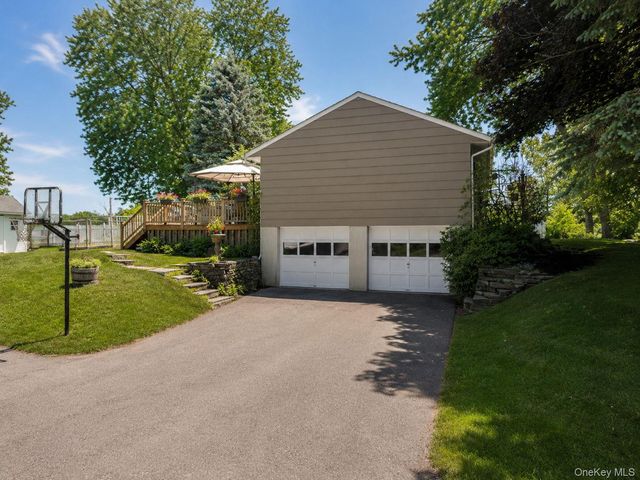 10 James Street, Pine Bush, NY 12566