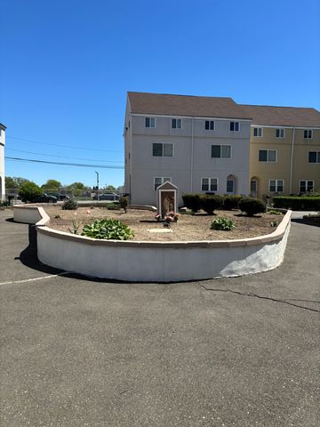 60 Gilmore Street 21, Bridgeport, CT 06608