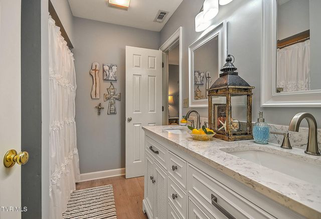 2024 West Manor Court 2024, Kingsport, TN 37660