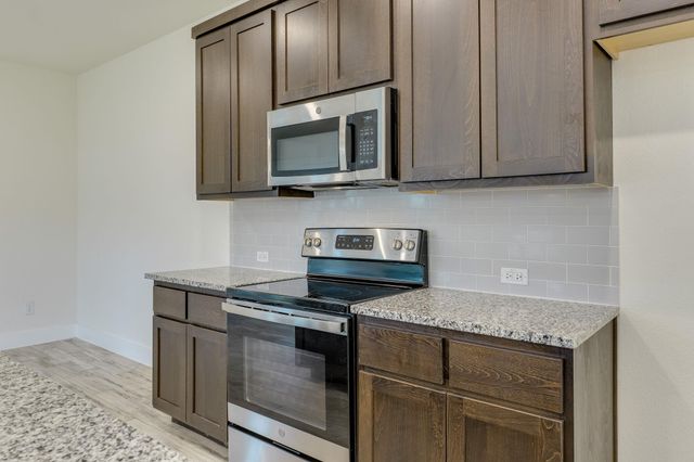 619 Parkline DR, Georgetown, TX 78626