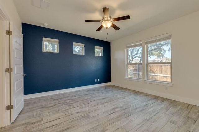 619 Parkline DR, Georgetown, TX 78626