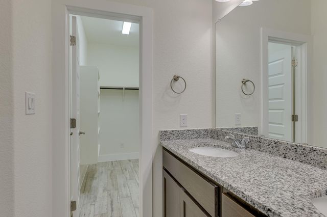 619 Parkline DR, Georgetown, TX 78626