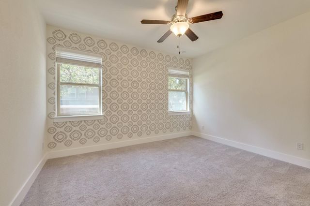 619 Parkline DR, Georgetown, TX 78626