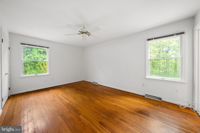 5681 HARDESTY RD, Sunderland, MD 20689