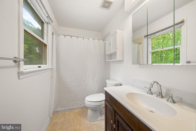 5681 HARDESTY RD, Sunderland, MD 20689