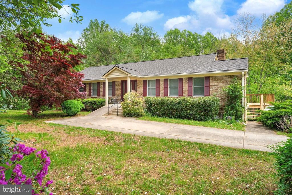 5681 HARDESTY RD, Sunderland, MD 20689