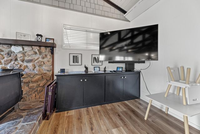 43157 Redstone Lane, Three Rivers, CA 93271