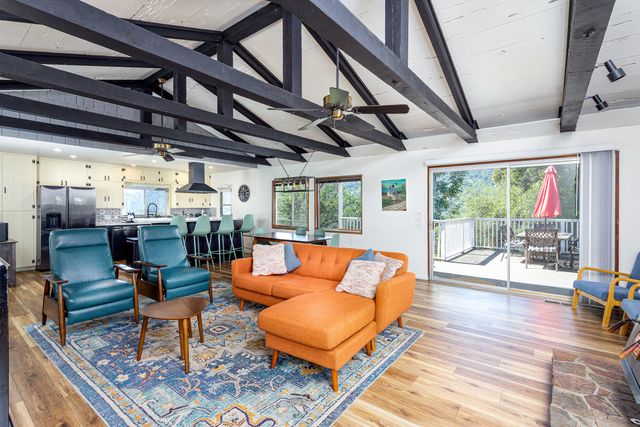 43157 Redstone Lane, Three Rivers, CA 93271