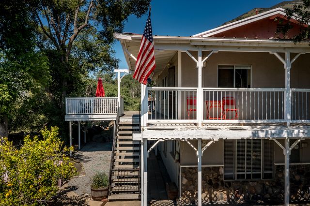 43157 Redstone Lane, Three Rivers, CA 93271