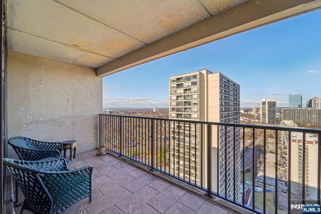 5 Horizon Road 2504, Fort Lee, NJ 07024