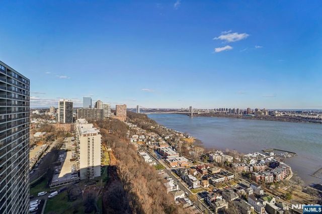 5 Horizon Road 2504, Fort Lee, NJ 07024