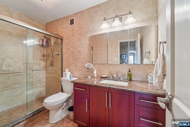 5 Horizon Road 2504, Fort Lee, NJ 07024