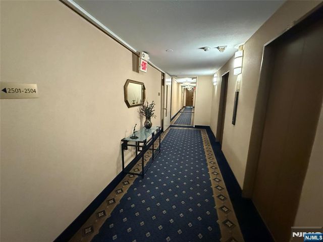 5 Horizon Road 2504, Fort Lee, NJ 07024