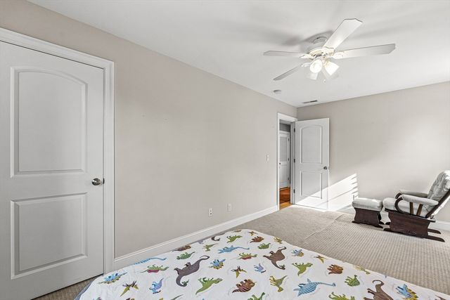 176 Washington St 176, Reading, MA 01867