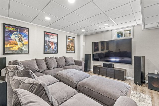 176 Washington St 176, Reading, MA 01867