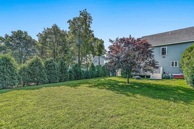 176 Washington St 176, Reading, MA 01867