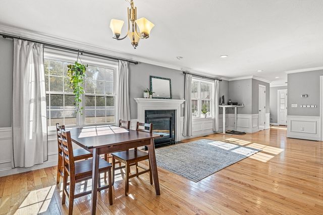 176 Washington St 176, Reading, MA 01867