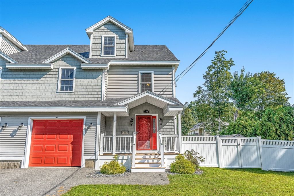 176 Washington St 176, Reading, MA 01867