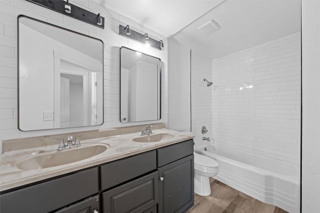 1524 E Avenue B, Temple, TX 76501