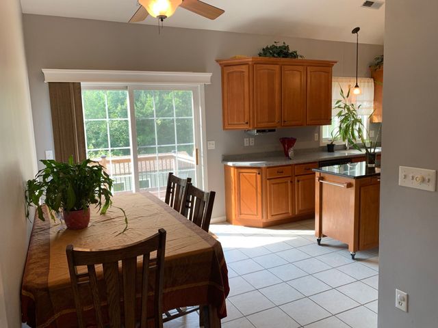 31 Servant Way, Southbridge, MA 01550