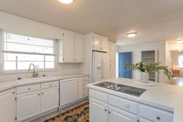 215 Donna Dr, Madison, TN 37115