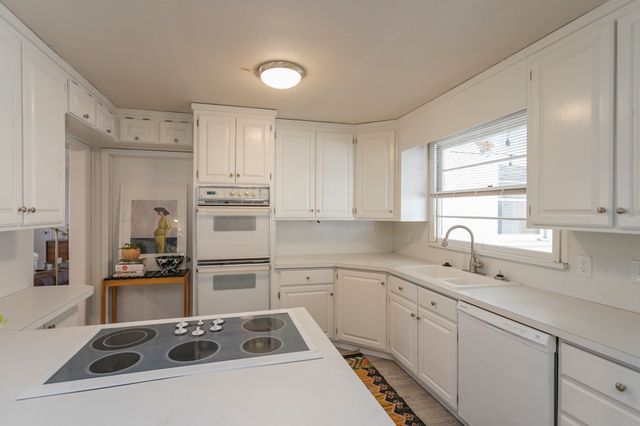 215 Donna Dr, Madison, TN 37115