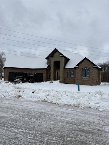 10505 Excalibur Drive, Shelby Twp, MI 48315