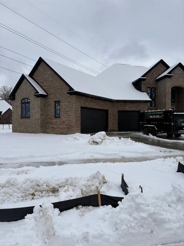 10505 Excalibur Drive, Shelby Twp, MI 48315