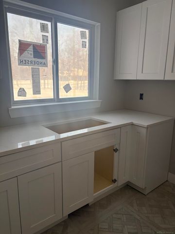 10505 Excalibur Drive, Shelby Twp, MI 48315