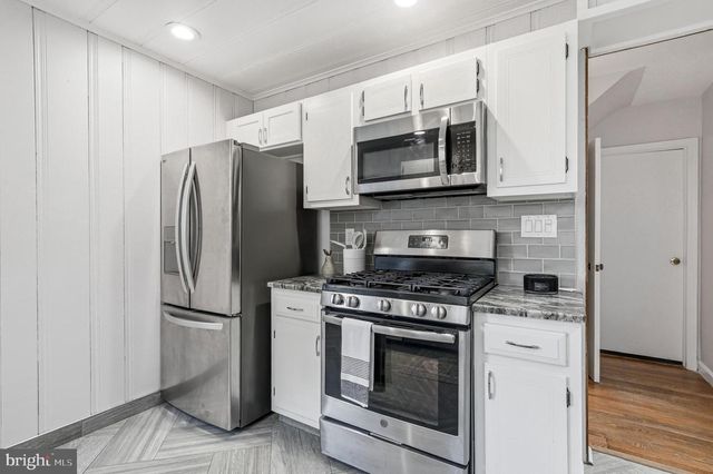 30 HARDING AVE, Cherry Hill, NJ 08002
