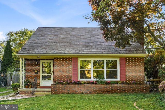 30 HARDING AVE, Cherry Hill, NJ 08002