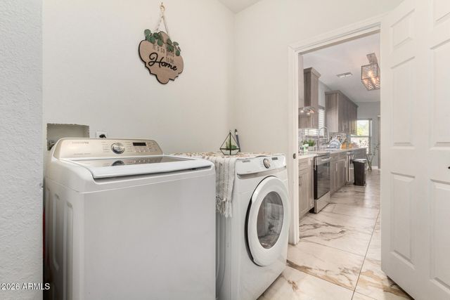 2474 E WESTCHESTER Drive, Chandler, AZ 85249