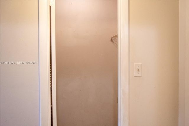 505 E Dania Beach Blvd 4-2E, Dania Beach, FL 33004