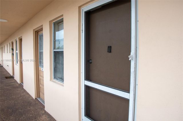 505 E Dania Beach Blvd 4-2E, Dania Beach, FL 33004