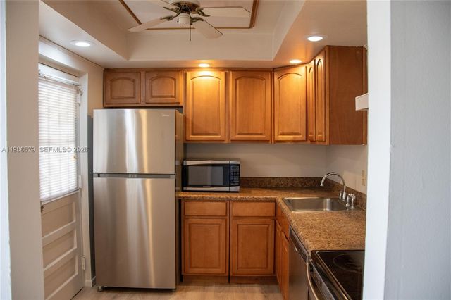 505 E Dania Beach Blvd 4-2E, Dania Beach, FL 33004