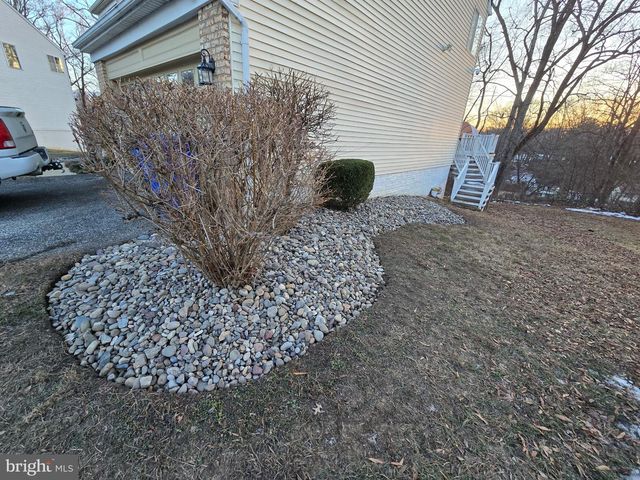 1992 ROSEWOOD DR, Waldorf, MD 20601