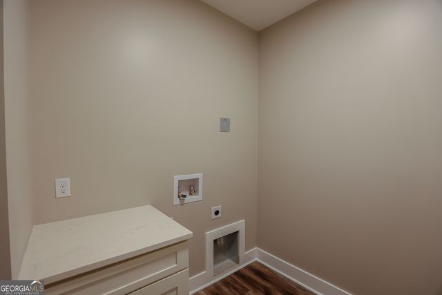 1049 Mccall Road, Springfield, GA 31329