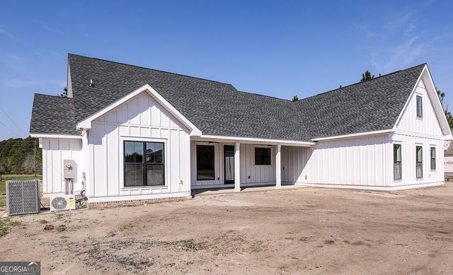 1049 Mccall Road, Springfield, GA 31329