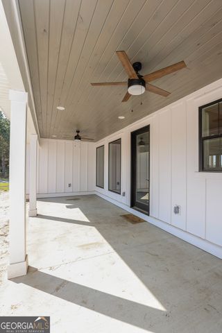 1049 Mccall Road, Springfield, GA 31329