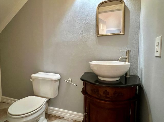 6019 La Vista Drive, Dallas, TX 75206
