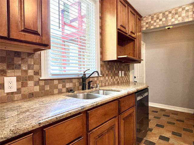 6019 La Vista Drive, Dallas, TX 75206