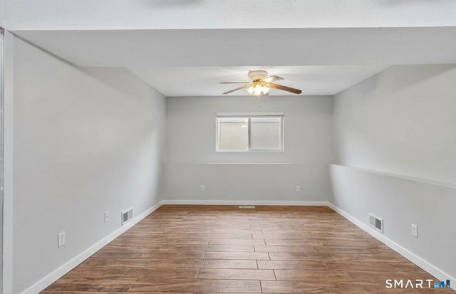 35 Mallard Lane, East Haven, CT 06512