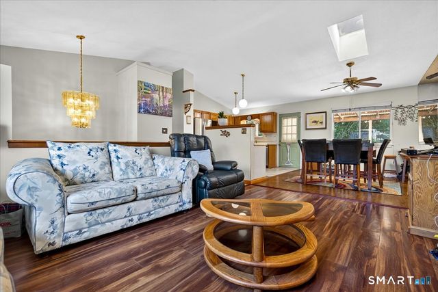 35 Mallard Lane, East Haven, CT 06512