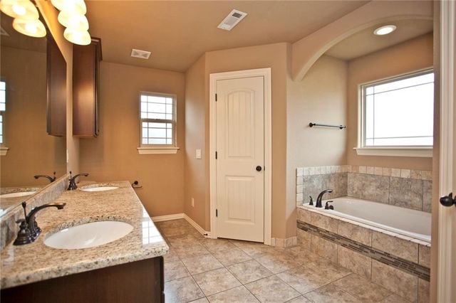 1906 Cypress Street, Bentonville, AR 72713