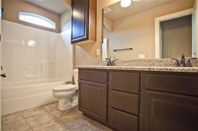 1906 Cypress Street, Bentonville, AR 72713