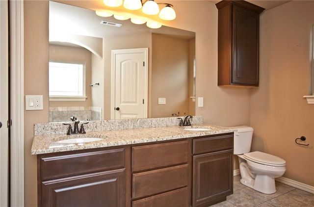 1906 Cypress Street, Bentonville, AR 72713