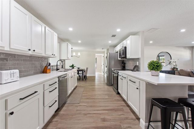 2054 RACIMO DRIVE, Sarasota, FL 34240