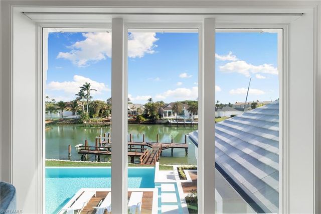 3455 Gin LN, Naples, FL 34102