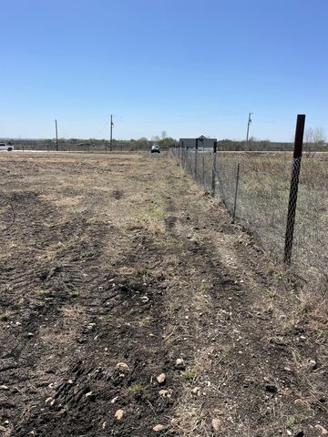 203 Arrowwood CT, Niederwald, TX 78640