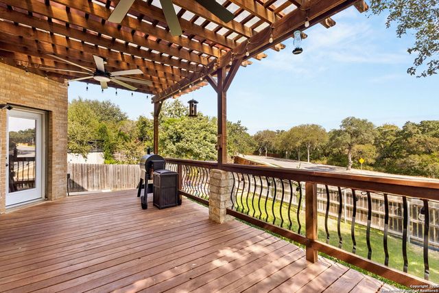 2500 Woodbridge Way, Schertz, TX 78154